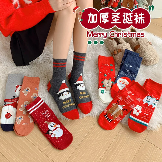 Neue Winter-Weihnachtssocken für Herren und Damen, Cartoon-Weihnachtsmann, Schneemann-Muster, süßes Geschenk, modische mittlere Socken, Urlaubsgeschenk